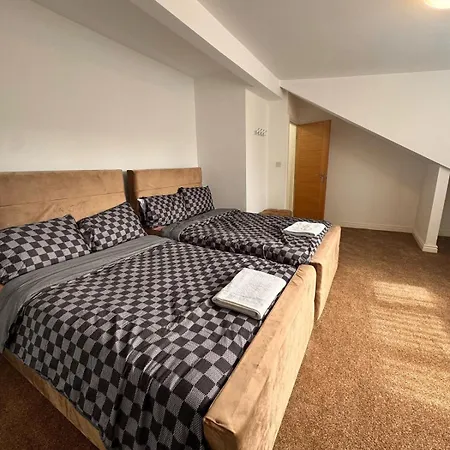Apartment Cozy 2 Bedroom House, Sleeps 6 Leeds (West Yorkshire)